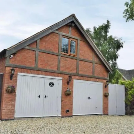 Surrounded By Fields Just 3 Miles From Stratford - Upon Avon - Alveston Pastures Cottage Exterior photo